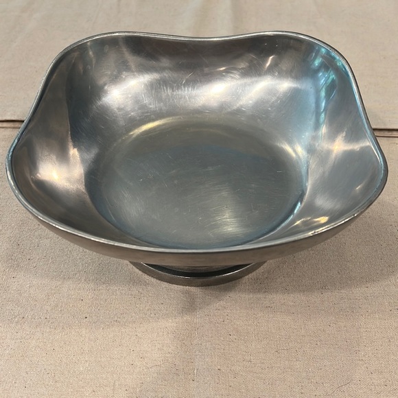 Wilton Other - Wilton-Columbia Pewter Bowl